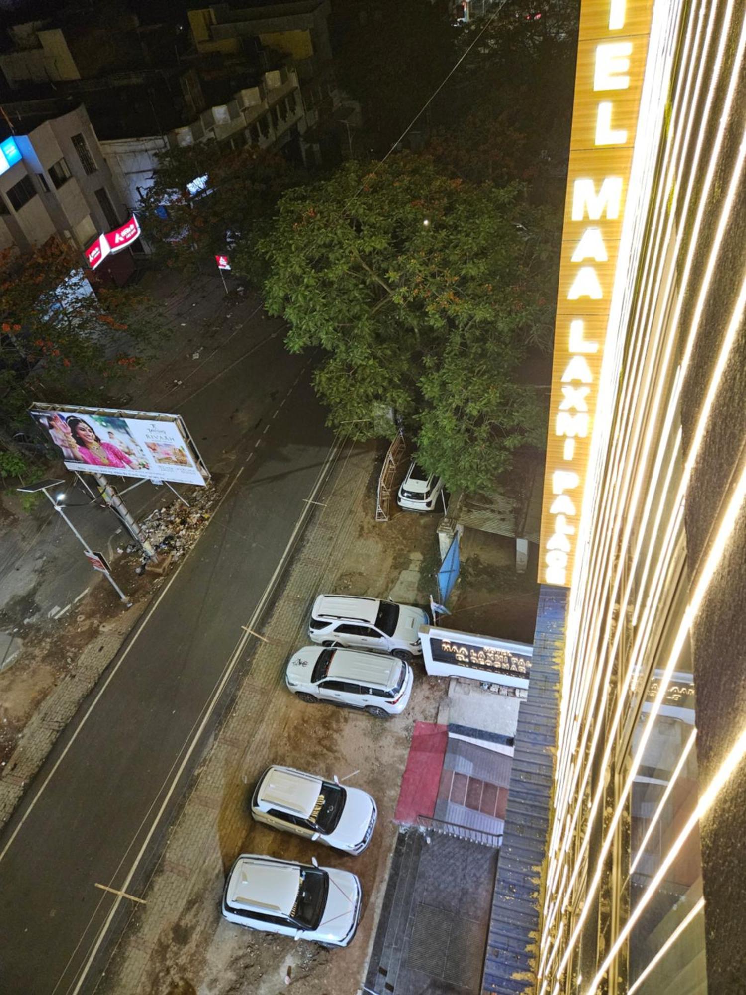 Hotel Maa Laxmi Palace デーオーガル エクステリア 写真