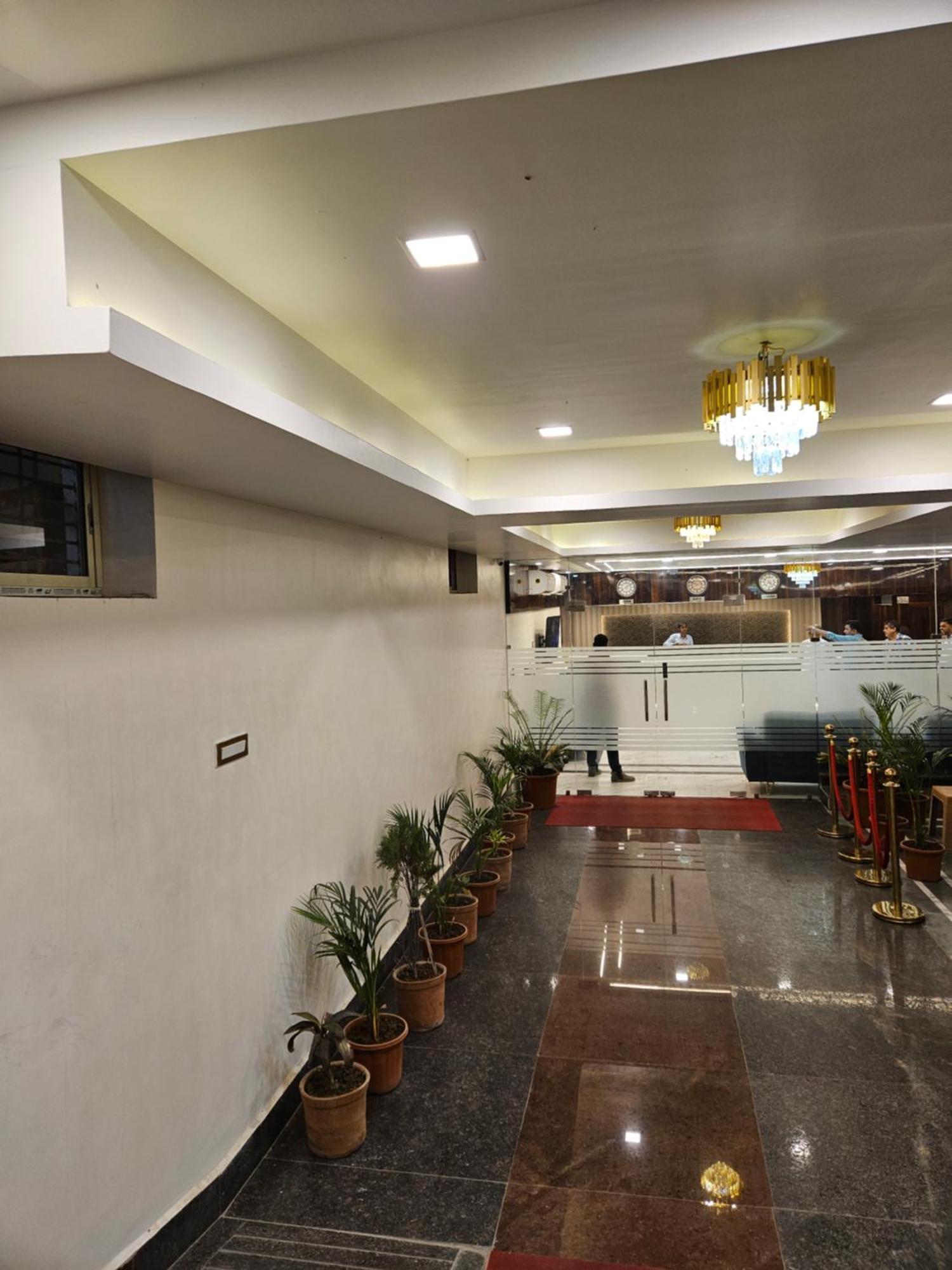 Hotel Maa Laxmi Palace デーオーガル エクステリア 写真
