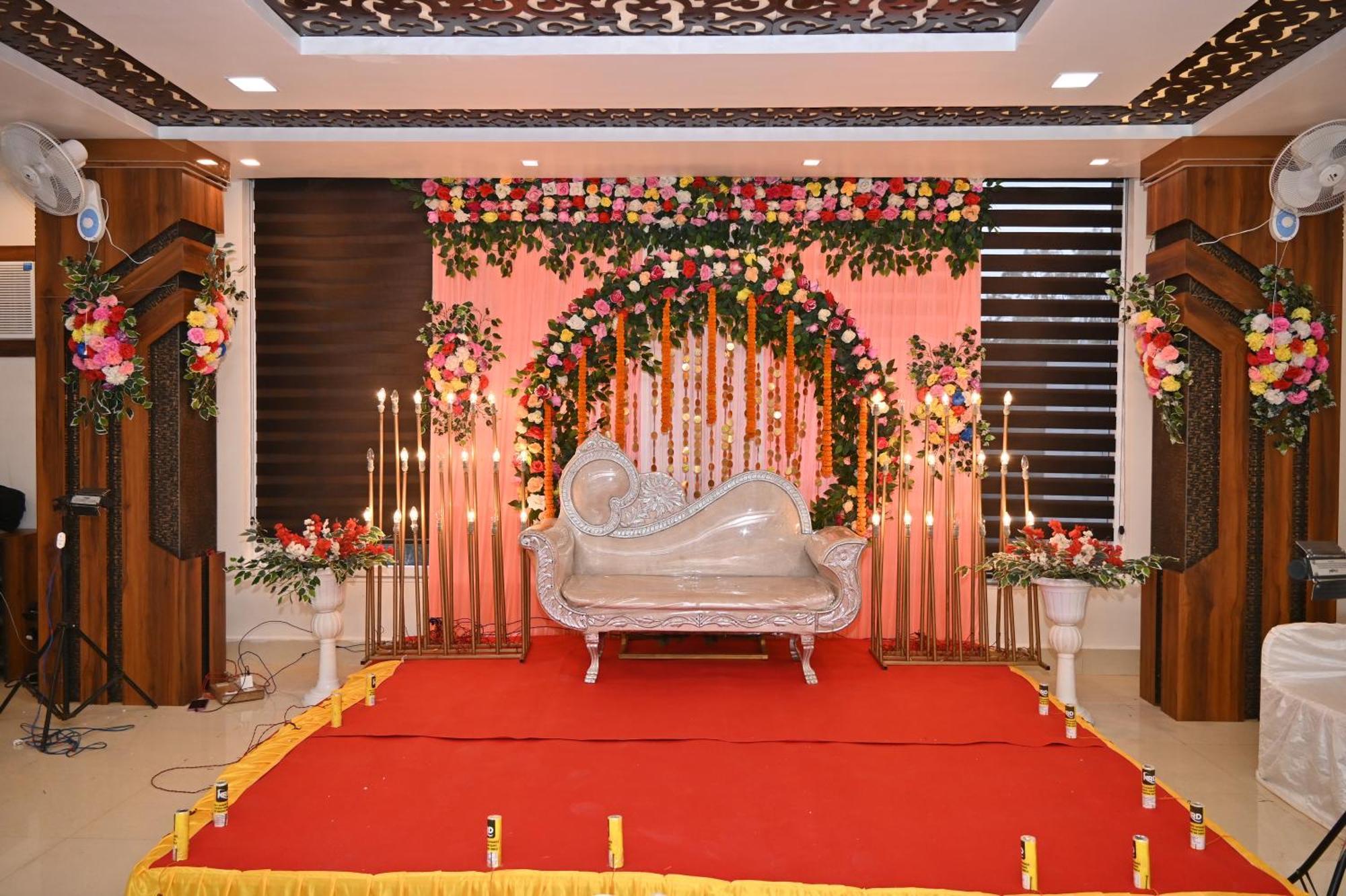 Hotel Maa Laxmi Palace デーオーガル エクステリア 写真