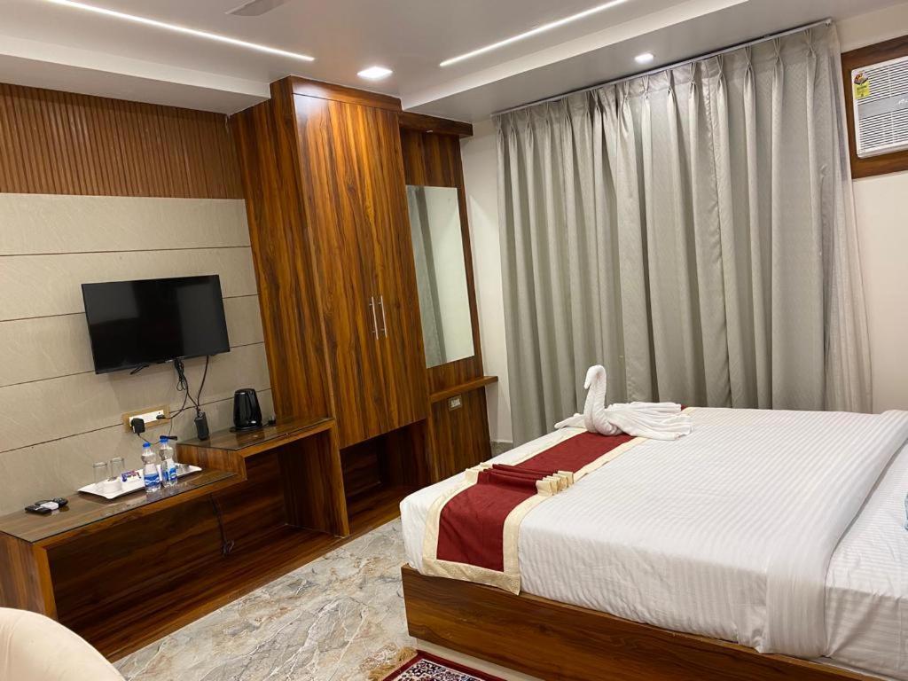Hotel Maa Laxmi Palace デーオーガル エクステリア 写真